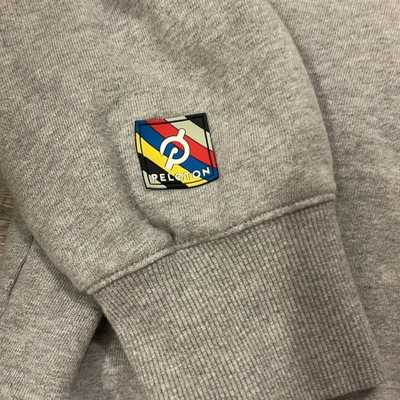 Peloton Hoodie Womens small Gray Full Zip Sweatshirt Multicolor Graphic - Picture 3 of 6